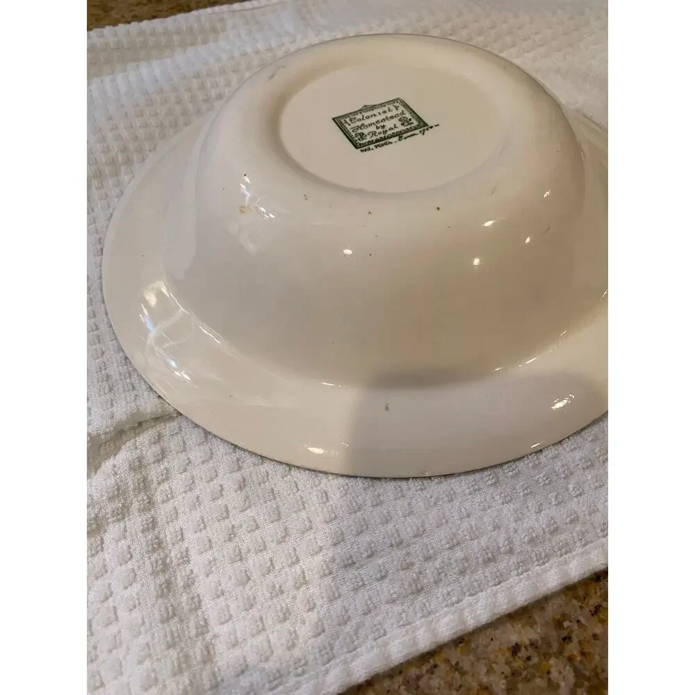Colonial Homestead 10 inch serving bowl